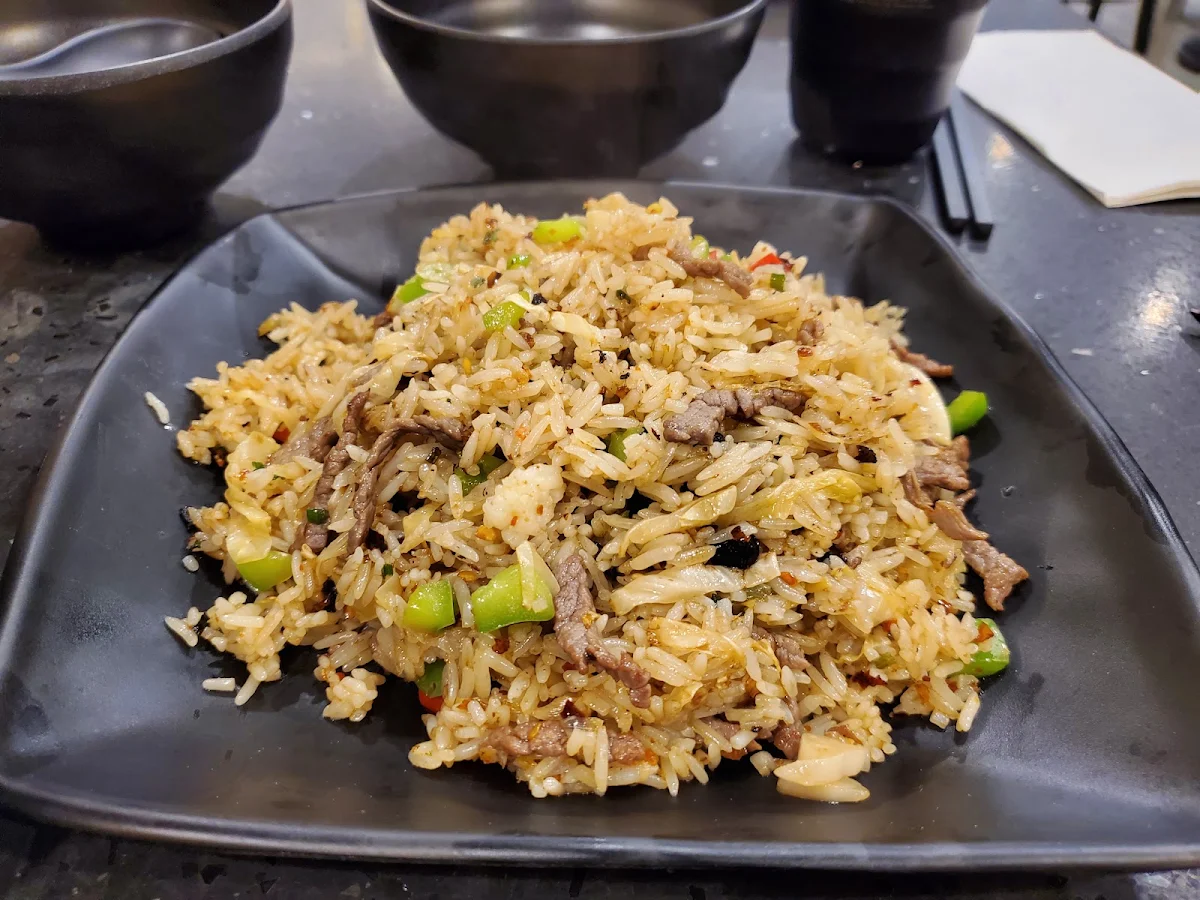pickled cabbage fried rice with beef 泡菜肉丝炒饭
